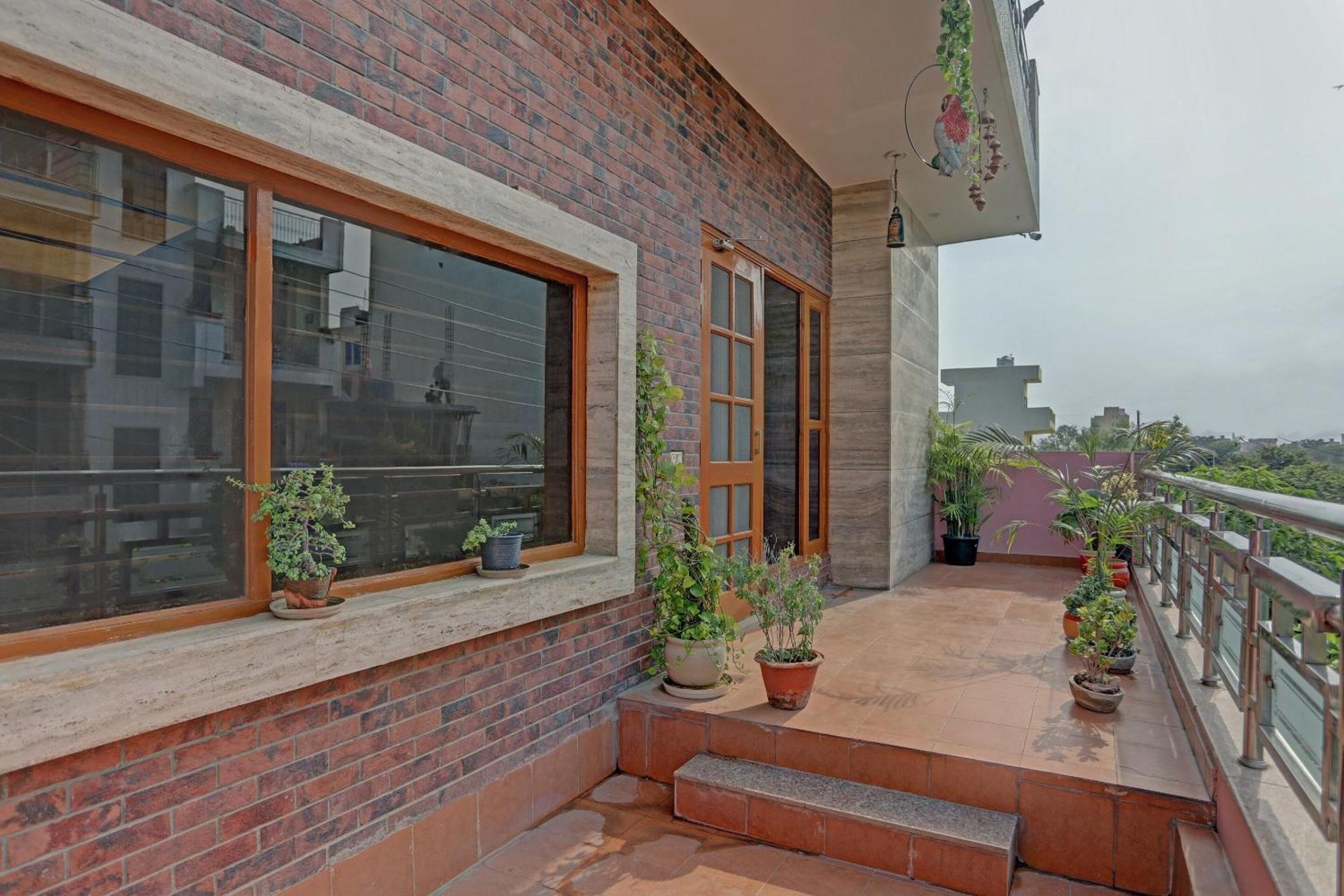 Hotel O Stay 130 Noida Exterior foto
